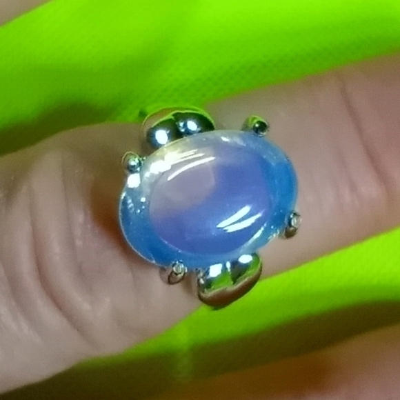Silvertone heart ♥ faux moon stone ring size 7 - Picture 1 of 4